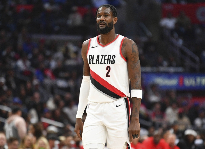 美记：步行者队已表达出签约德安德烈·艾顿的兴趣