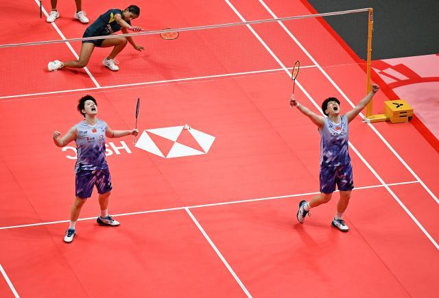 1733933259557082421.jpg (体育)(1)羽毛球——世巡赛总决赛:刘圣书_谭宁胜乔莉_普莱拉XxjpseC007155_20241211_PEPFN0A001.jpg