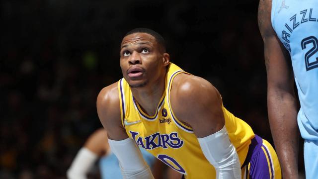 世界赛直播-韦少新赛季或继续担任湖人先发 被送走仍可能发生