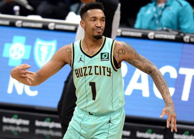 1645629697068031629.jpeg malik-monk.jpeg