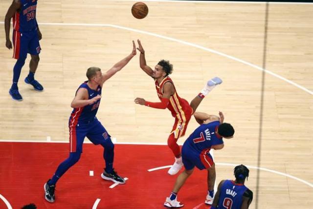 英雄联盟预测-NBA四大新规开始执行 跳水勾手臂急刹车都是犯规！