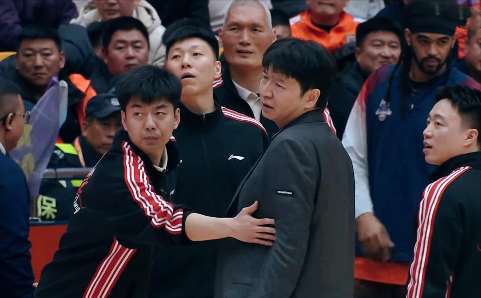 英雄联盟预测-爆砍42分！克里斯大号2双，CBA焦点1战：山东险胜，2大外援咋回事